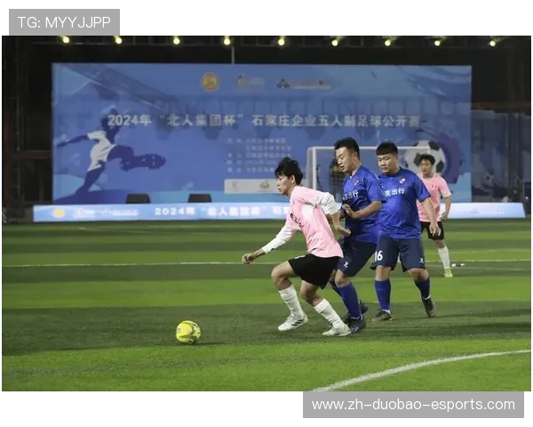 大脚球星纵横绿茵场展现远射绝技引领球队攻防核心风采